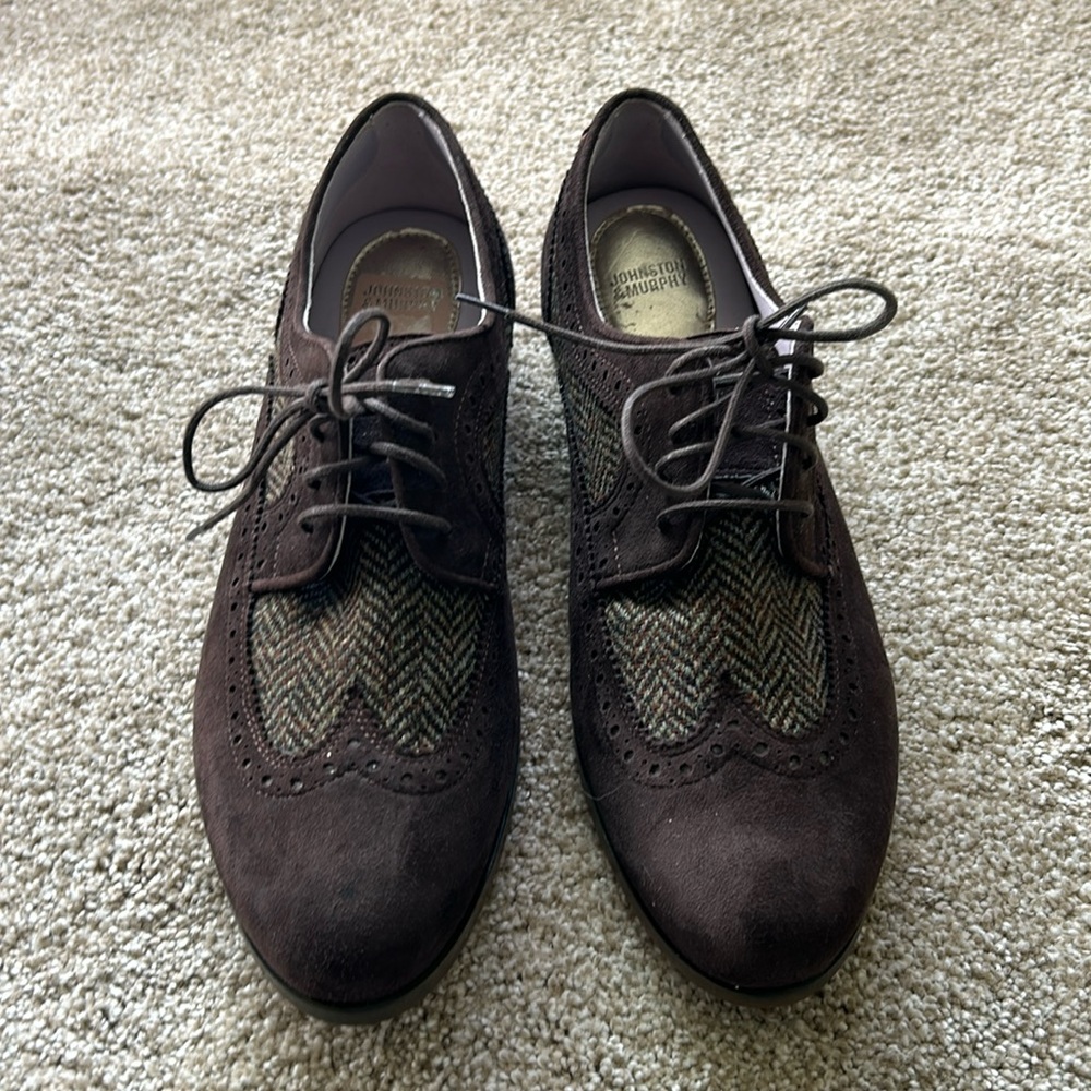 NEW Johnston & Murphy women’s size 9 brown suede and tweed Oxford brogues.
